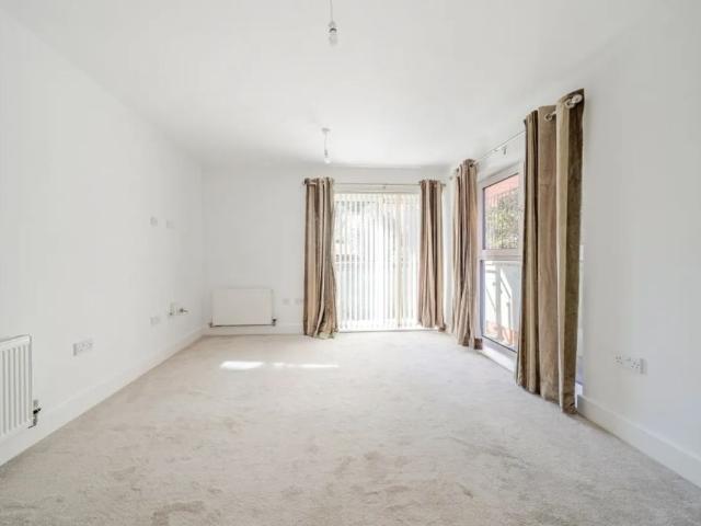 Apartment for rent in St Albans
