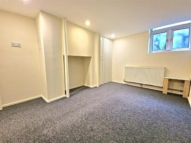 Apartment for rent in East Cliff, Acol