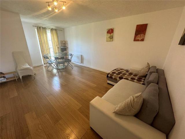 Flat for rent in New Barnet, Isle Of Man