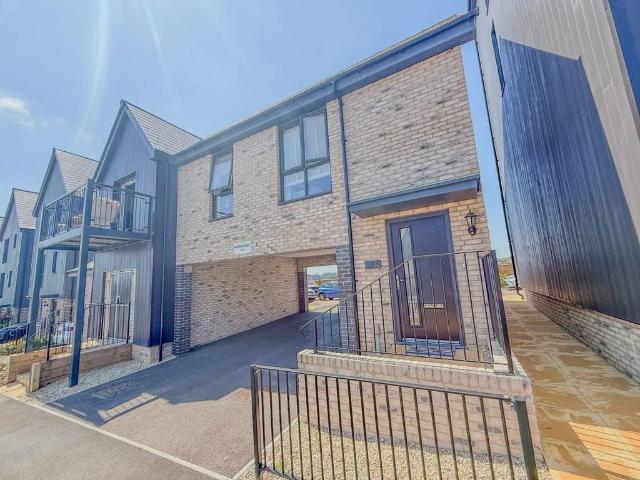 Flat for rent in Berwick Green, Catbrain