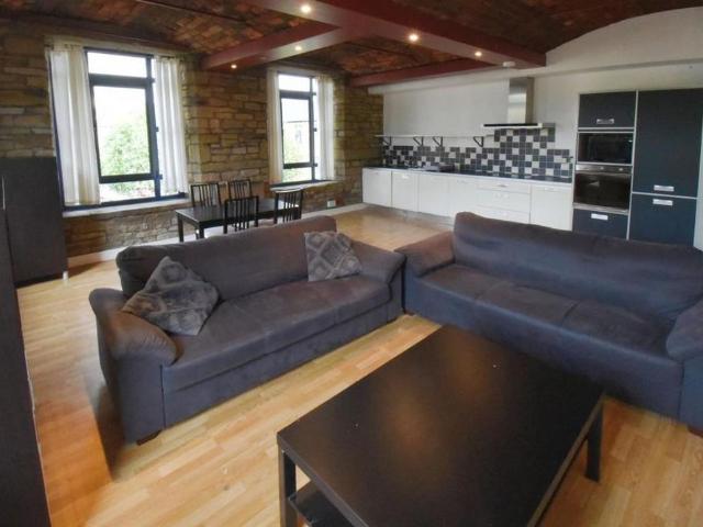 Apartment for rent in Huddersfield, West Yorkshire