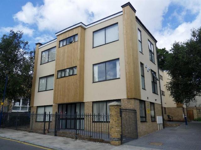 Flat for rent in East Cliff, Acol