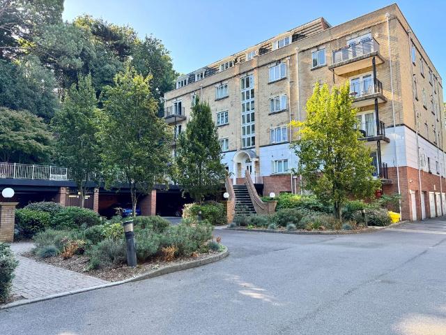 Flat for rent in Lansdowne, Bournemouth