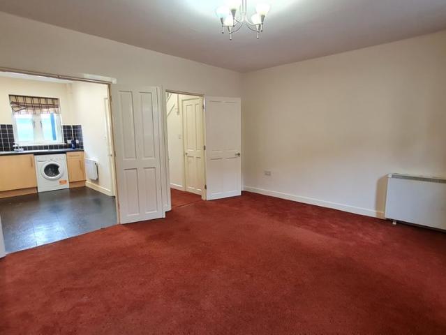 Apartment for rent in Eastmoor, West Yorkshire