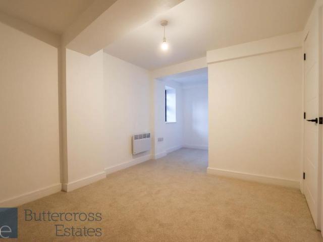 Apartment for rent in New Town, Alverton