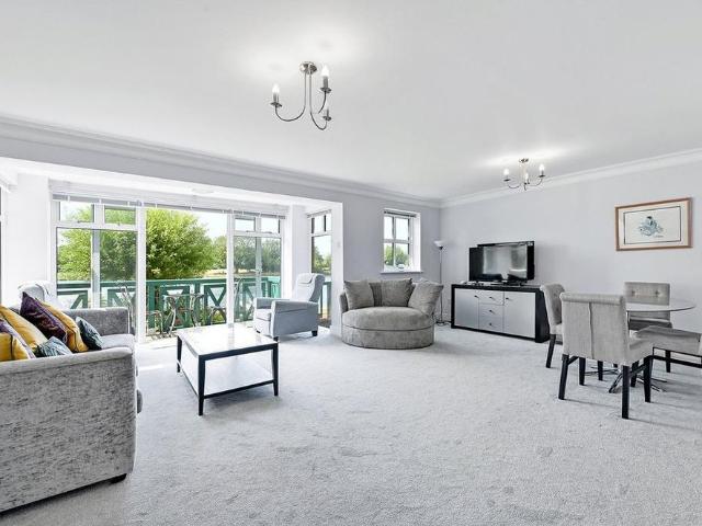 Apartment for rent in Wooburn, Bourne End