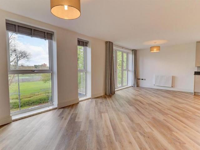 Apartment for rent in Milverton, Green Close