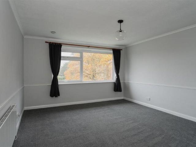 Apartment for rent in Red Hill, Surrey