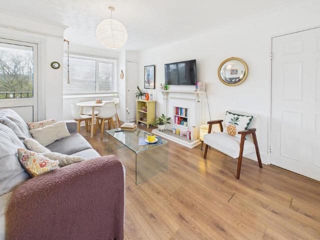 Apartment for rent in Pouchen End, Hertfordshire