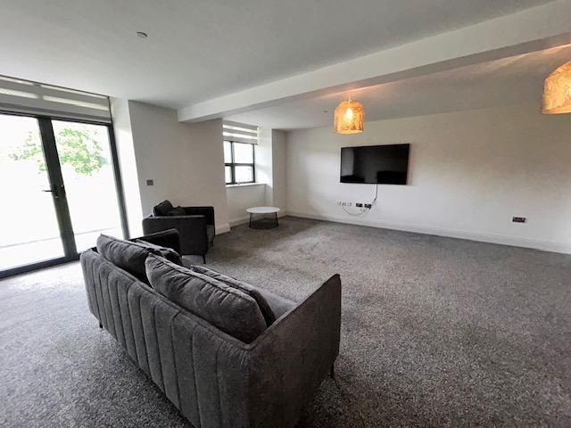 Apartment for rent in Esscroft, Bradford