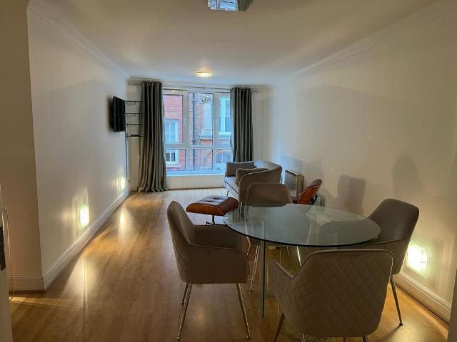 Apartment for rent in St Paul's, Greater London