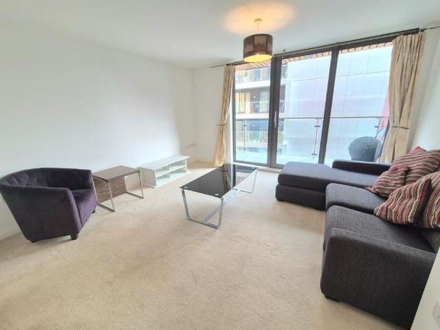 Apartment for rent in Lakenham, East Bank