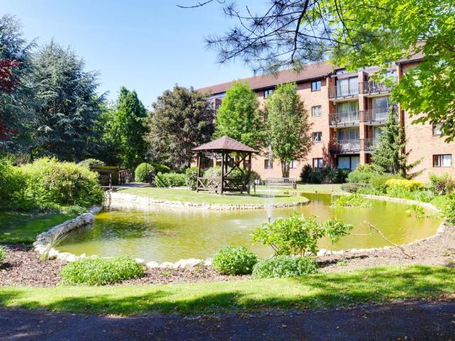 Flat for rent in Croydon, London Borough of Croydon