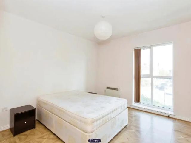 Apartment for rent in Bermondsey Village, Greater London
