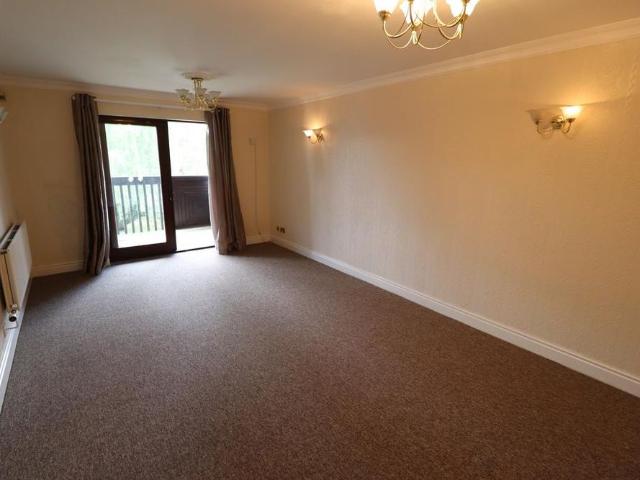 Apartment for rent in Hutton, Navestock Side