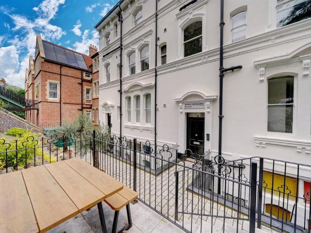 Flat for rent in Great Malvern, Forthampton