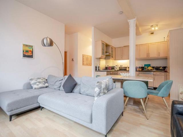 Flat for rent in St Ann's, Haddon