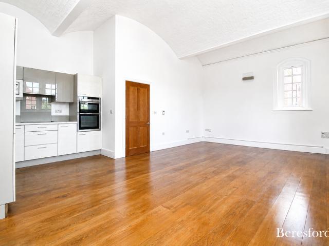 Apartment for rent in Navestock Side, Essex