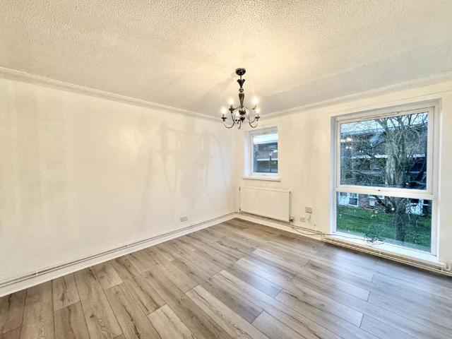 Apartment for rent in The Dales, Key Street