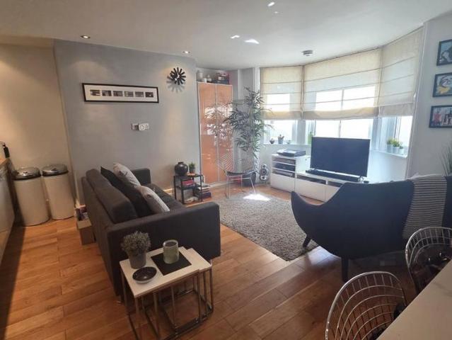Apartment for rent in Middle Deal, Ash