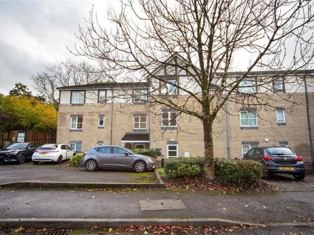 Apartment for rent in Falcon Lodge, Wales