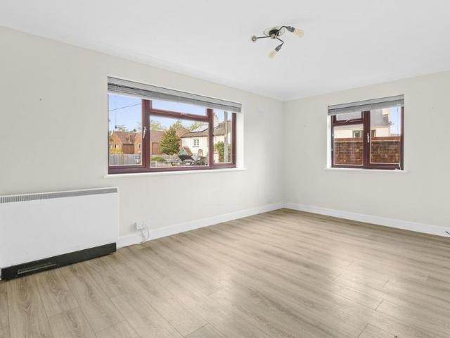 Apartment for rent in Aston Clinton, Buckinghamshire