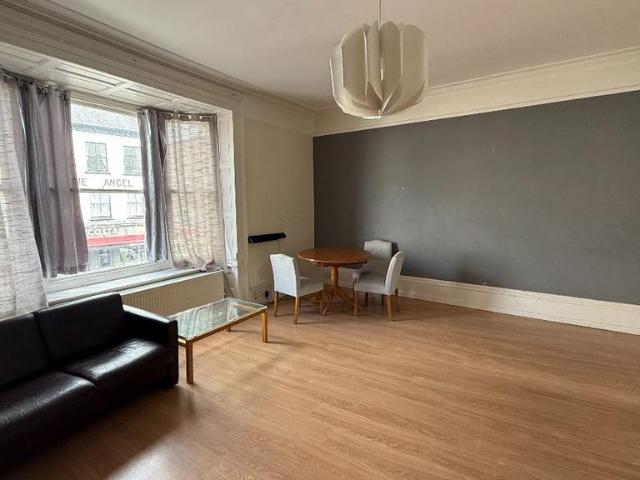 Flat for rent in Littletown, Budlake