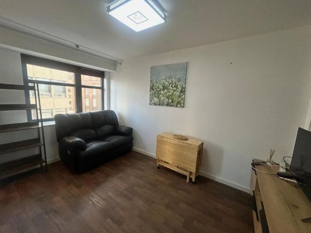 Apartment for rent in Park Central, Birmingham