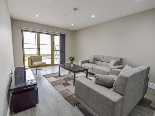 Flat for rent in Colnbrook with Poyle, Slough