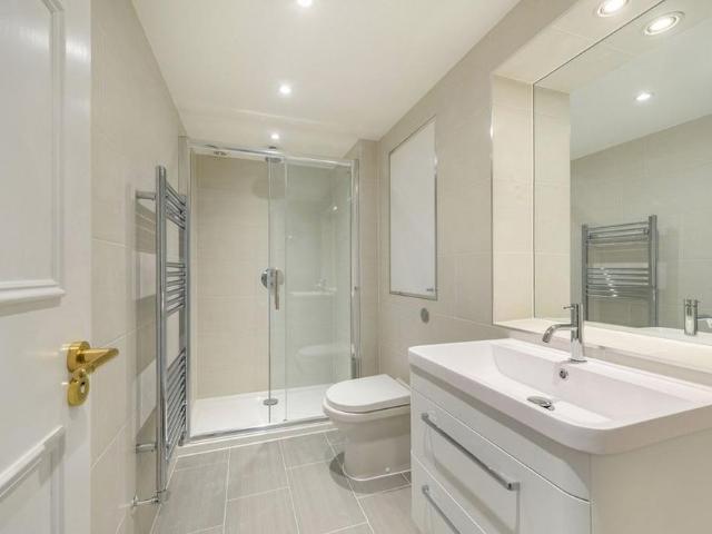 Apartment for rent in Westminster, Victoria