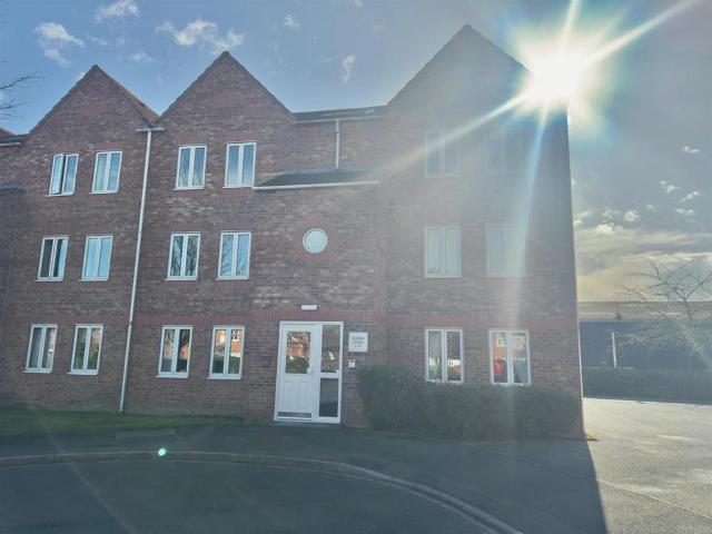 Flat for rent in York