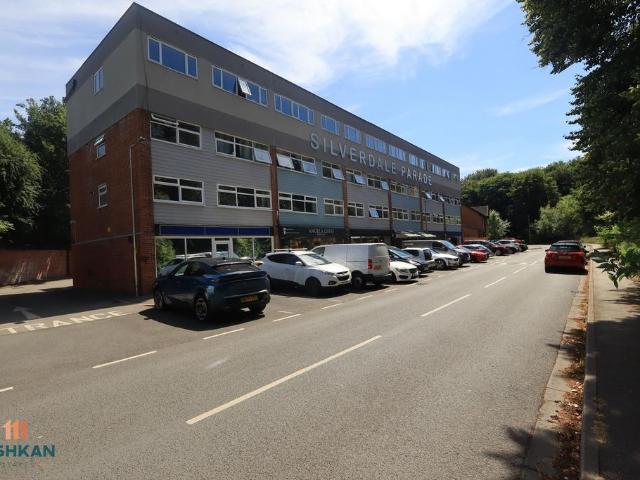 Flat for rent in Gatley, Greater Manchester