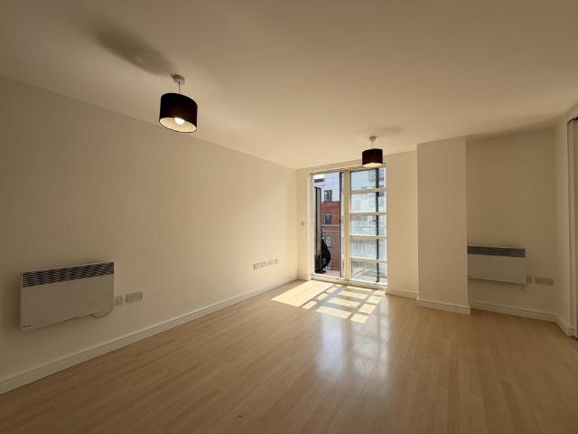 Flat for rent in City Centre, Georgia
