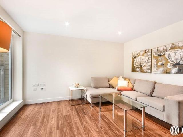 Apartment for rent in London Borough of Ealing, Greater London