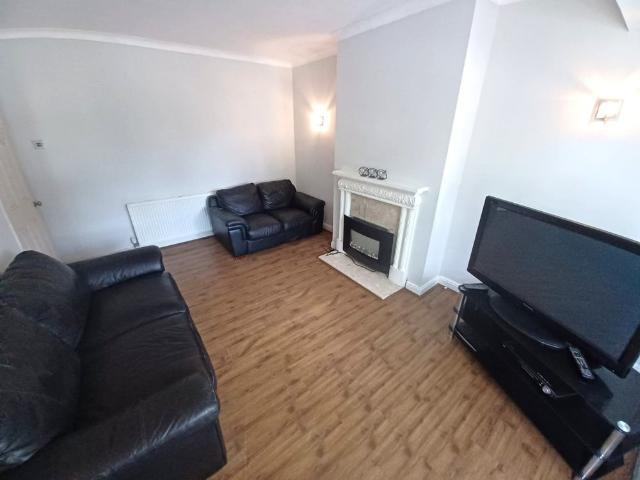 Apartment for rent in Primley Park, Moortown