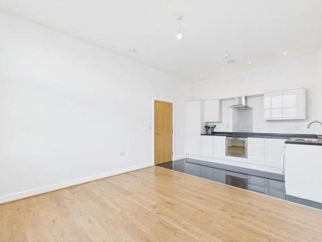 Apartment for rent in Camberley, Surrey Heath