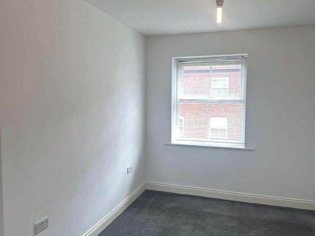 Apartment for rent in Chilvers Coton, Camp Hill