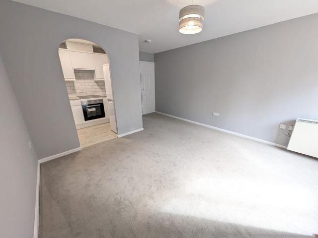 Apartment for rent in Holywell Estate, North Watford