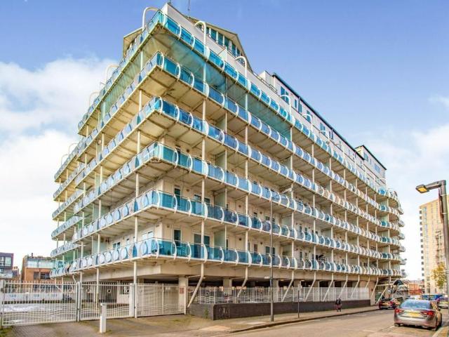 Flat for rent in Wealdstone, Greater London