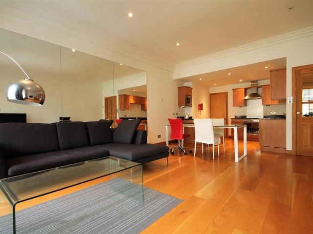 Apartment for rent in Wales