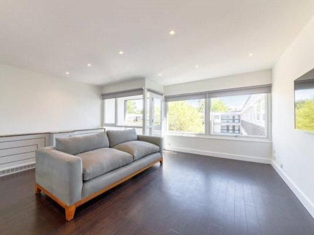 Apartment for rent in Highsett, Arbury