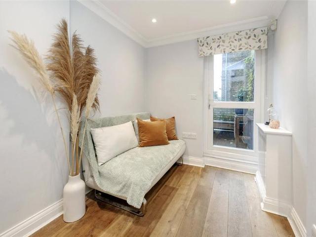 Apartment for rent in Royal Borough of Kensington and Chelsea, Greater London