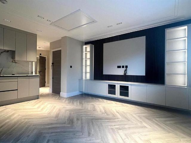 Apartment for rent in Gants Hill, Greater London
