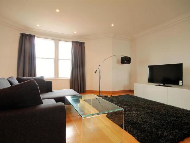 Apartment for rent in Wales
