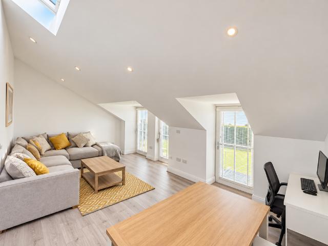 Apartment for rent in St Helier, Greater London