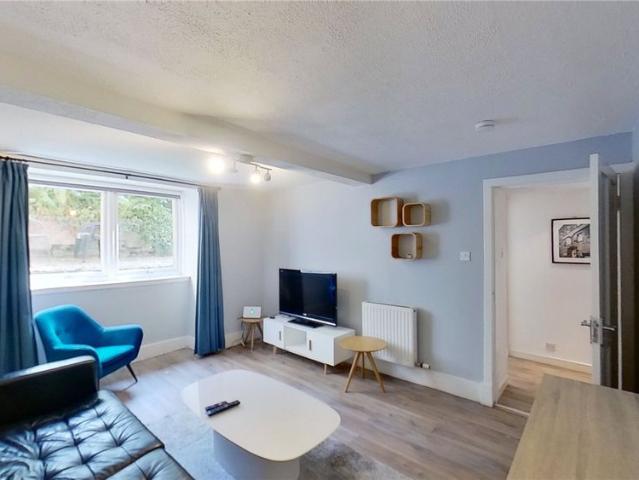 Apartment for rent in Broughton, Scotland