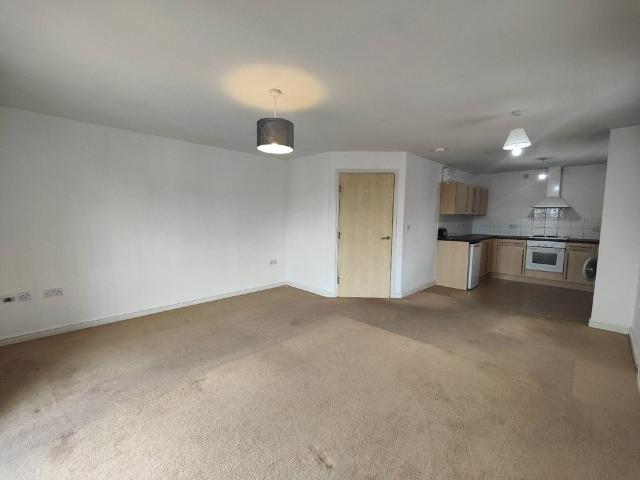 Apartment for rent in London Park, Mirfield