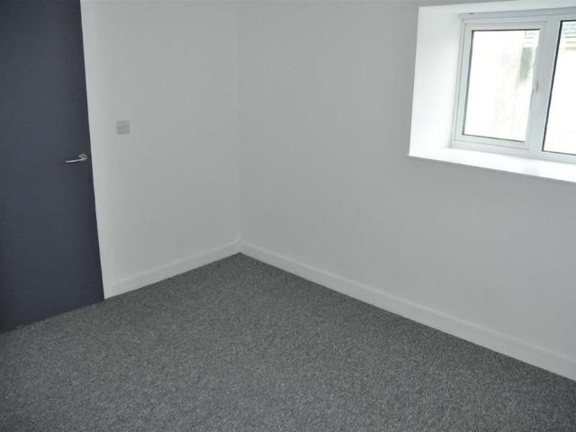 Apartment for rent in Porth-y-Felin, Holyhead