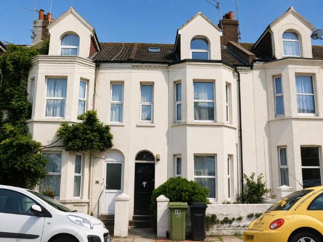 Flat for rent in Central, Heathlands