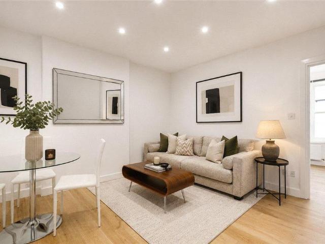 Apartment for rent in Earl's Court, Greater London